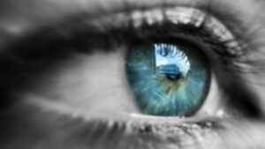 Eye - City reflection
